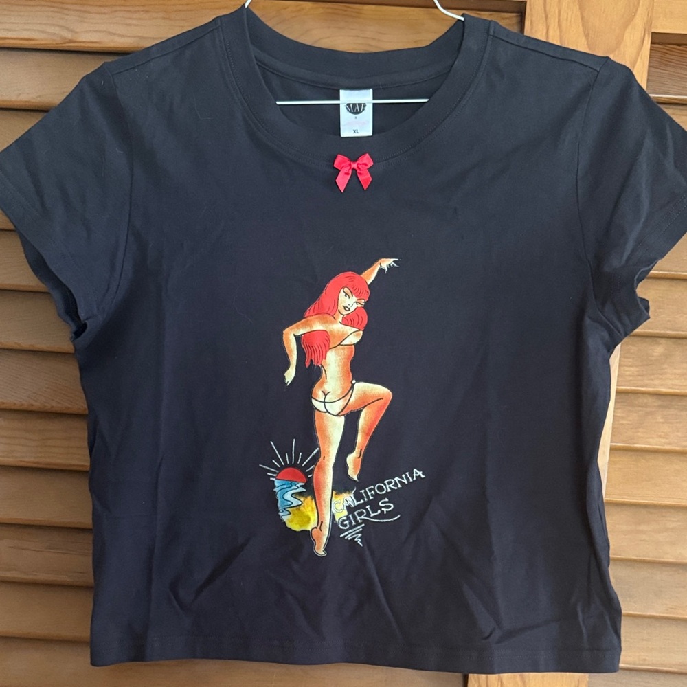 NWT - Mae x Ed Hardy Originals Cali Girl Graphic Tee - Black size XL